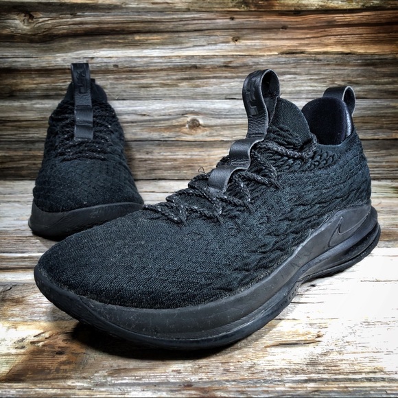 lebron 15 low triple black